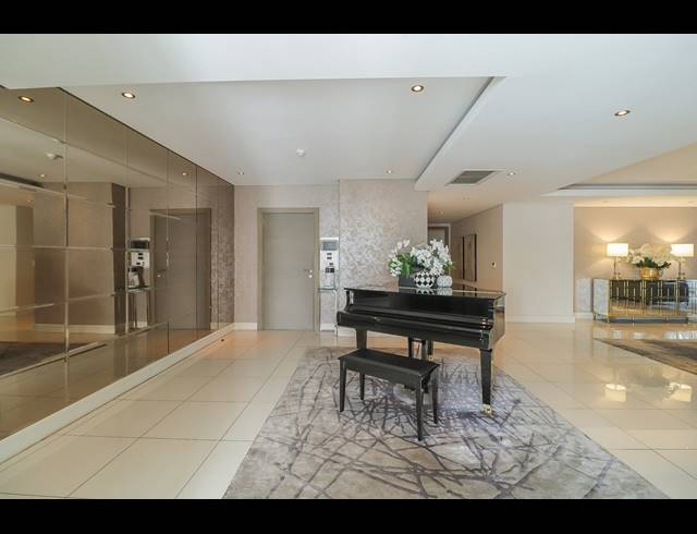 5 BEDROOM APARTMENT TO LET IN HOUGHTON ESTATE